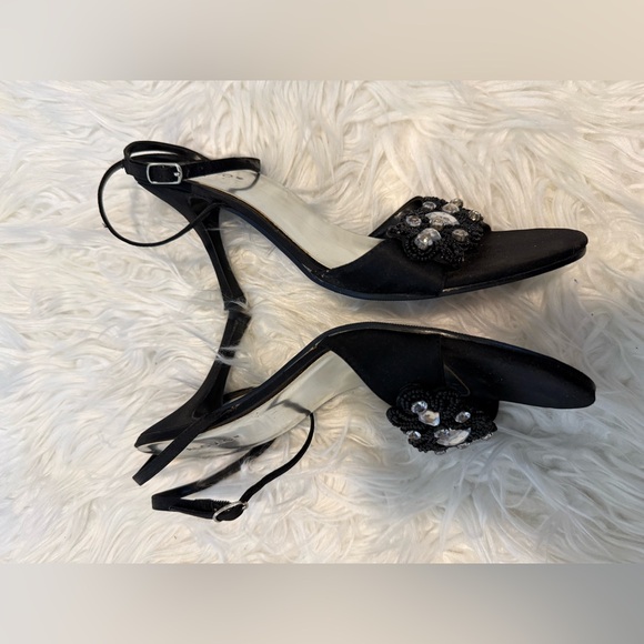 Palovio Beaded Heels - Picture 6 of 12